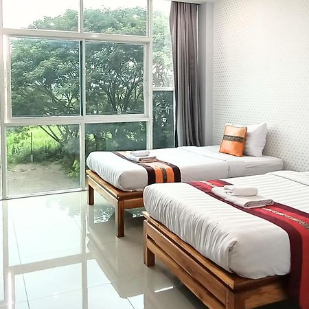 Km Hotel Chiang Mai Esterno foto