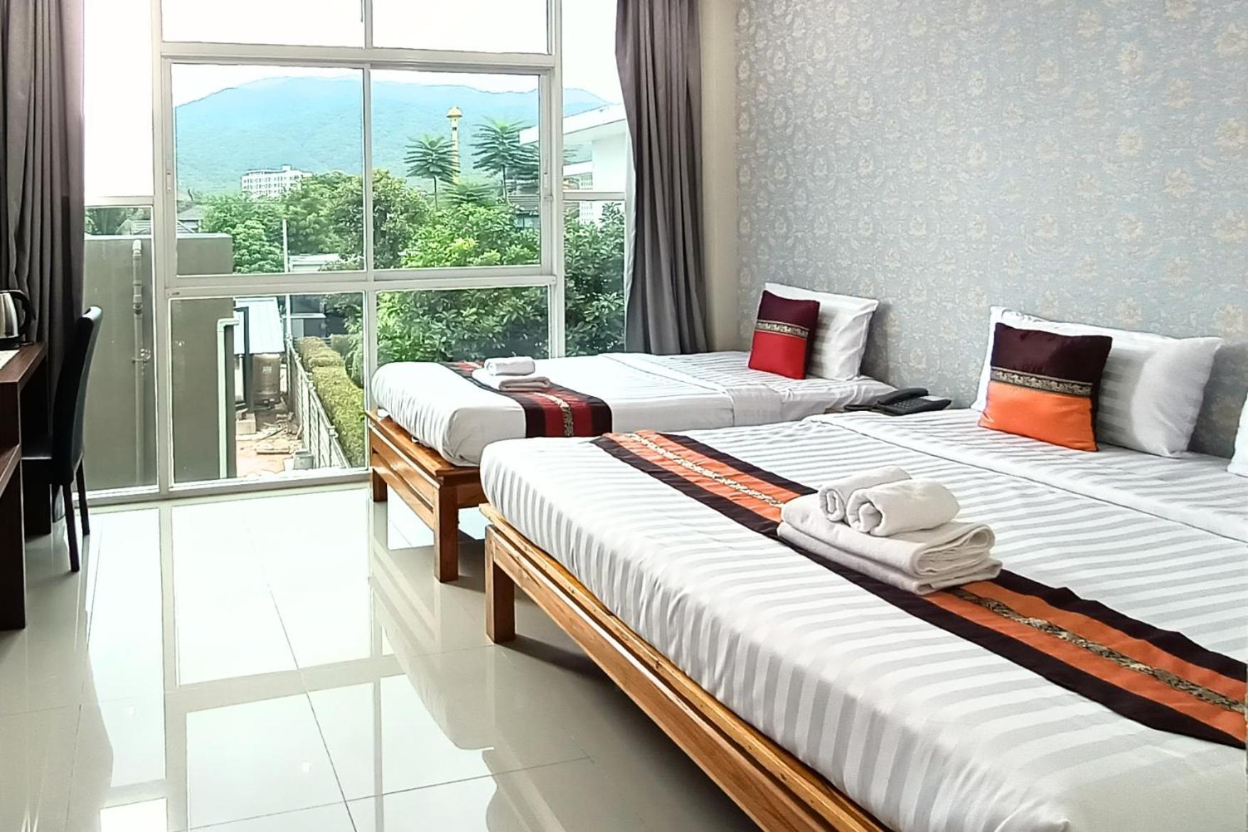 Km Hotel Chiang Mai Esterno foto