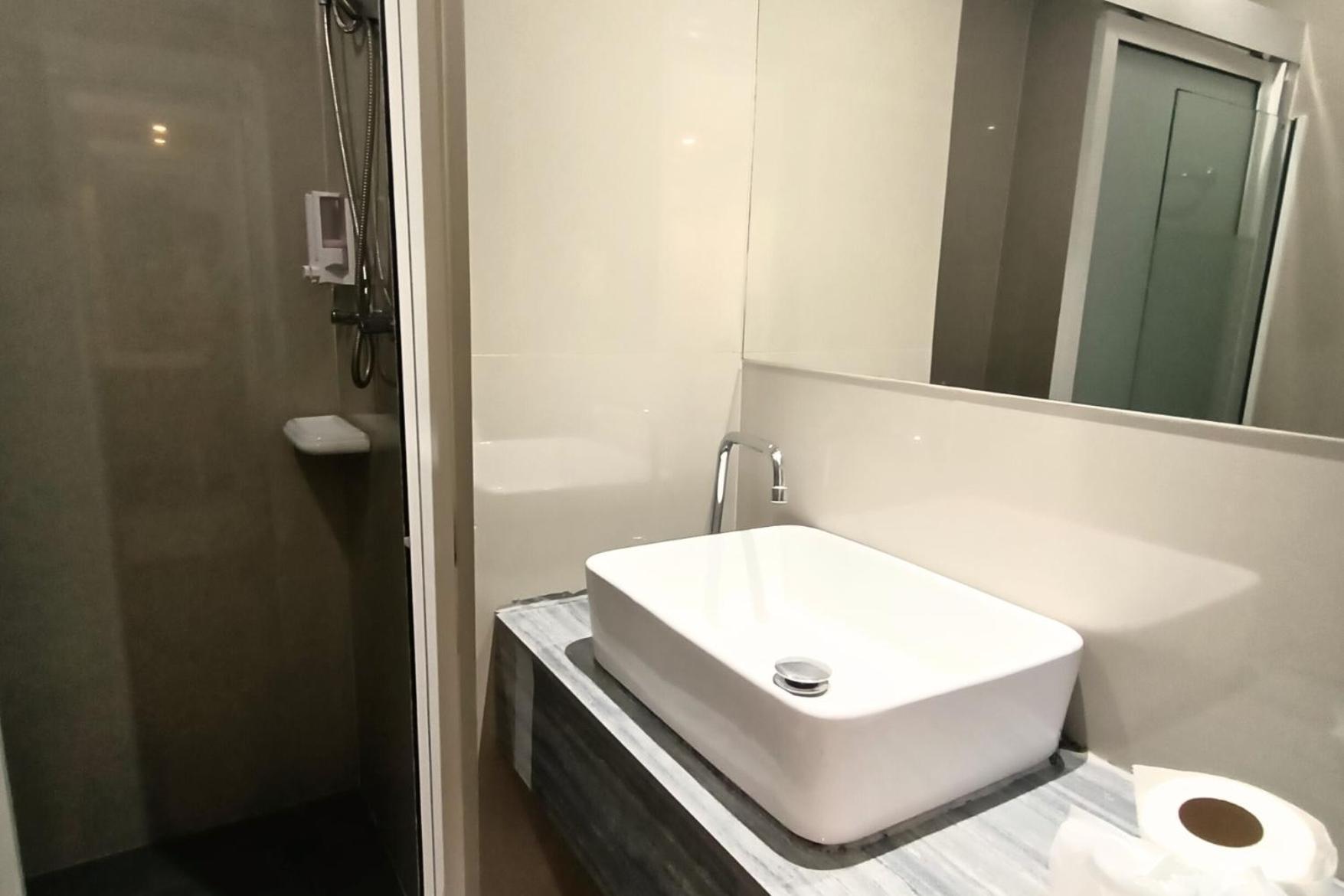 Km Hotel Chiang Mai Esterno foto
