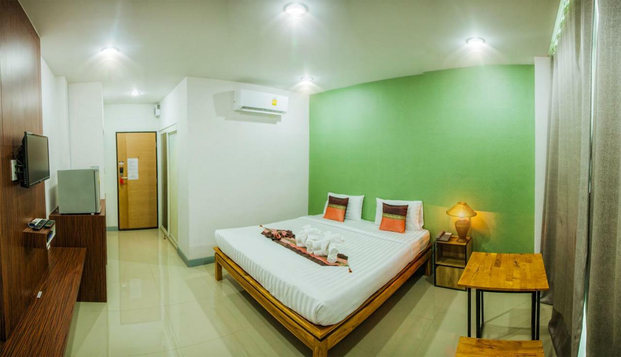 Km Hotel Chiang Mai Esterno foto