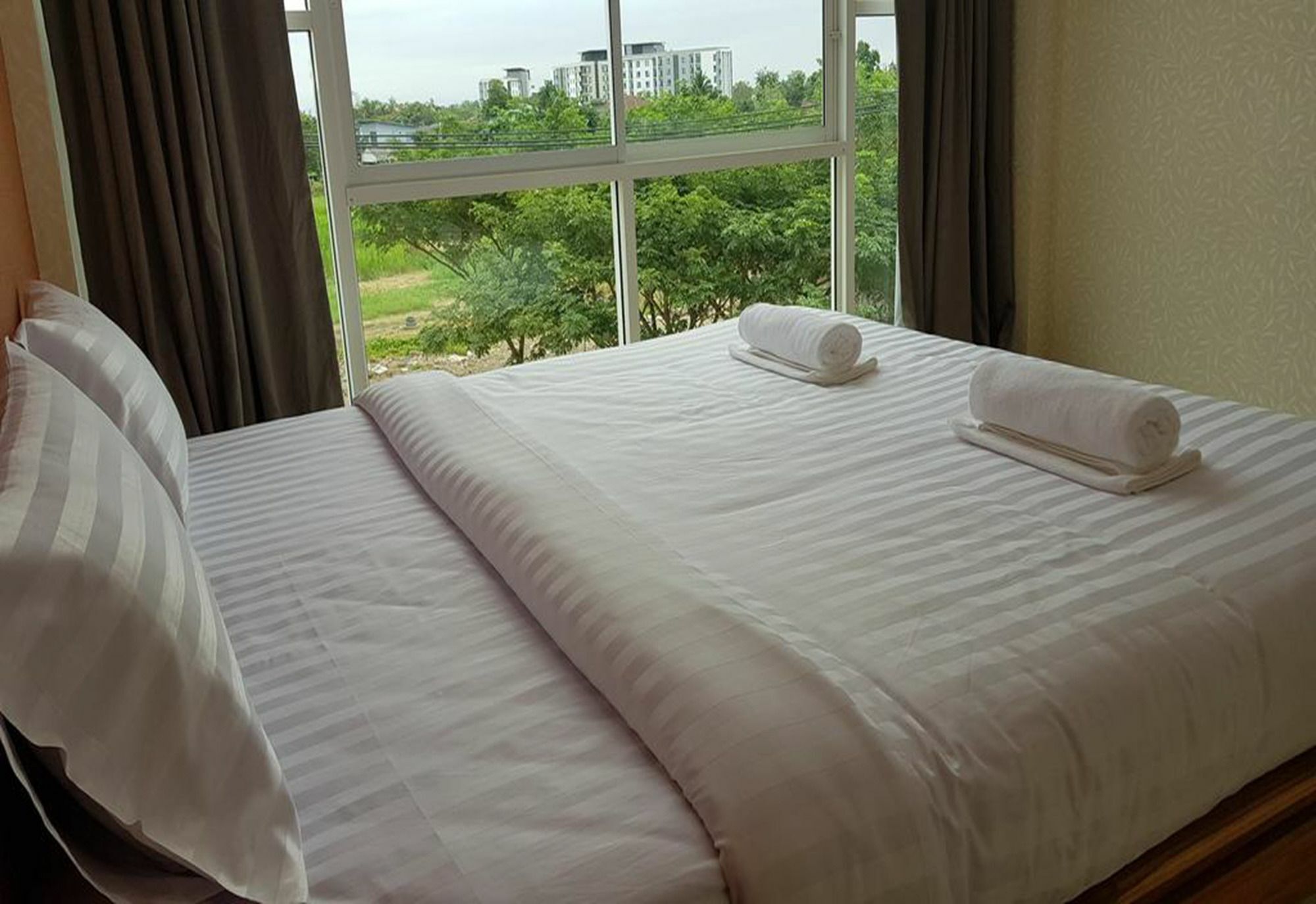 Km Hotel Chiang Mai Esterno foto