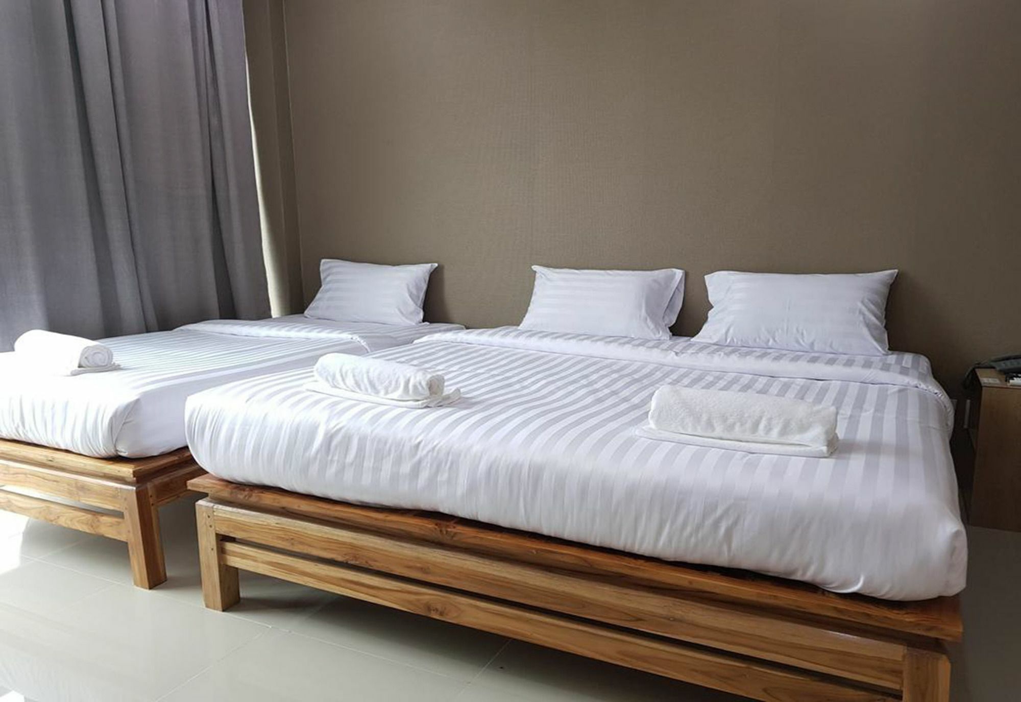 Km Hotel Chiang Mai Esterno foto