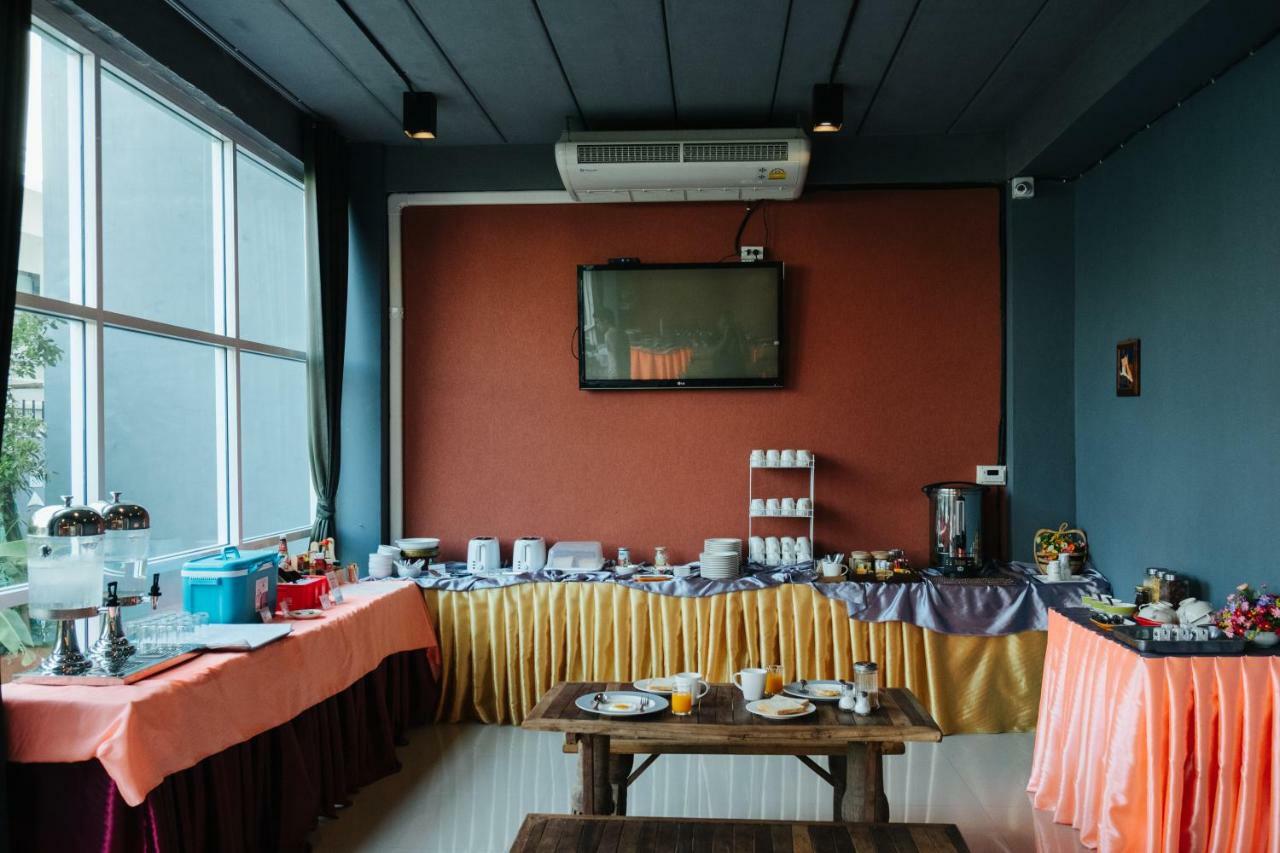 Km Hotel Chiang Mai Esterno foto